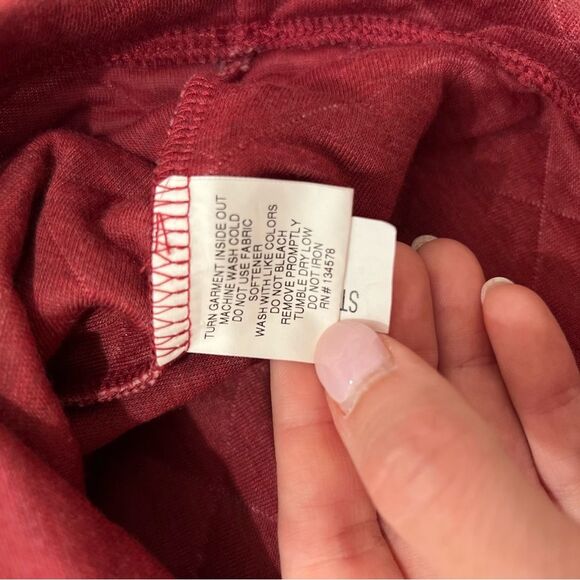 Vineyard Vines Diamond Quilted Red Quarter-Button Up Pullover Medium - Picture 7 of 8